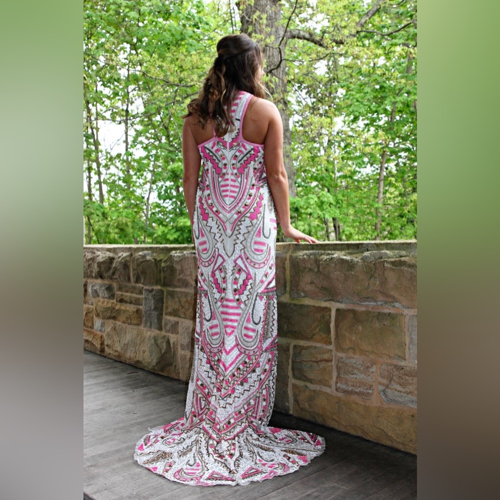 SHERRI HILL PROM DRESS. Size 8. Smokefree home.